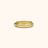 Well Wishes Band ring in gold. A modern and minimal Chinese ring engraved with 平安如意 - a well wish for peace, safety, and good fortune.