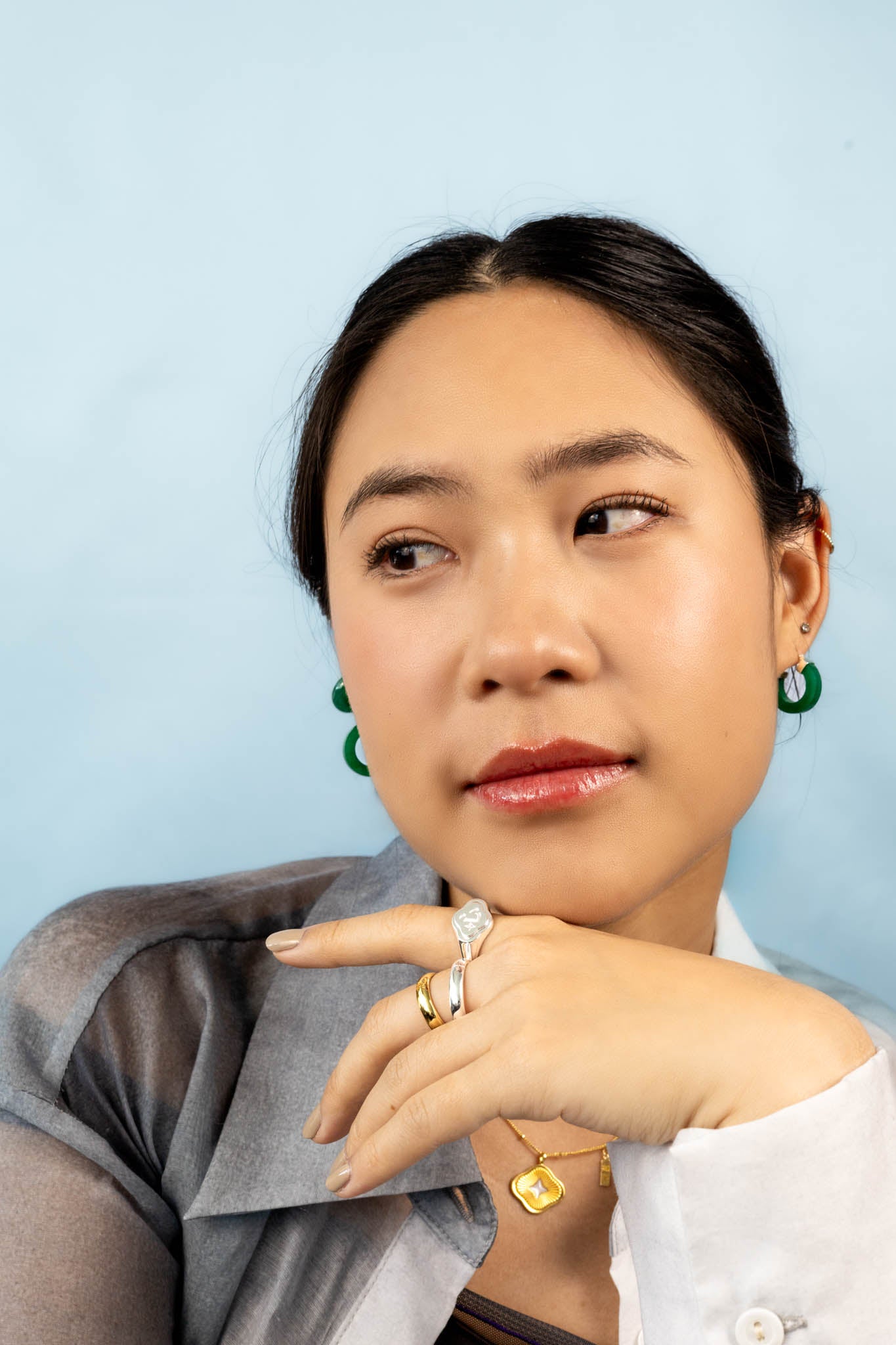 Modern, minimal, and elevated Chinese jewelry (rings, earrings, necklace) to connect with culture and heritage in your everyday.